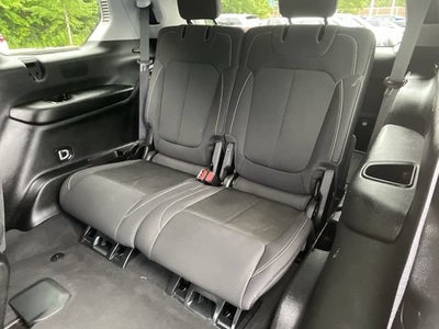 2022 Jeep Grand Cherokee L Laredo 4x4