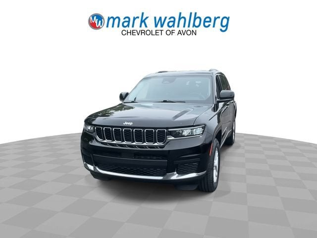 2022 Jeep Grand Cherokee L Laredo 4x4