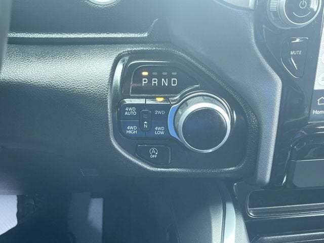 2024 RAM 1500 Big Horn Crew Cab 4x4 5'7" Box