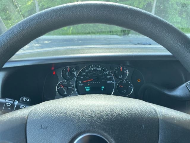 2023 Chevrolet Express Passenger 3500 1LS