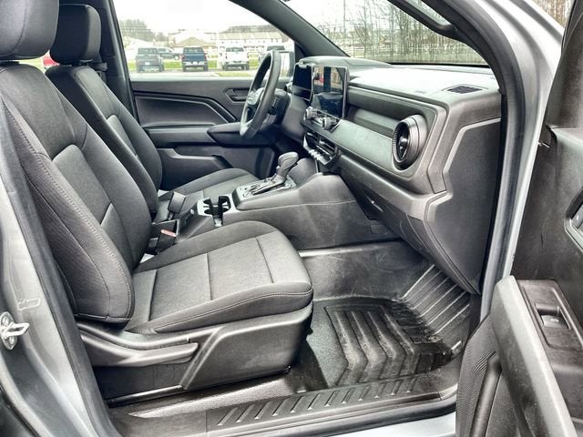 2023 Chevrolet Colorado WT