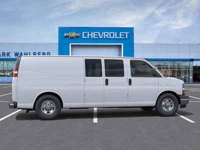2025 Chevrolet Express Cargo WT