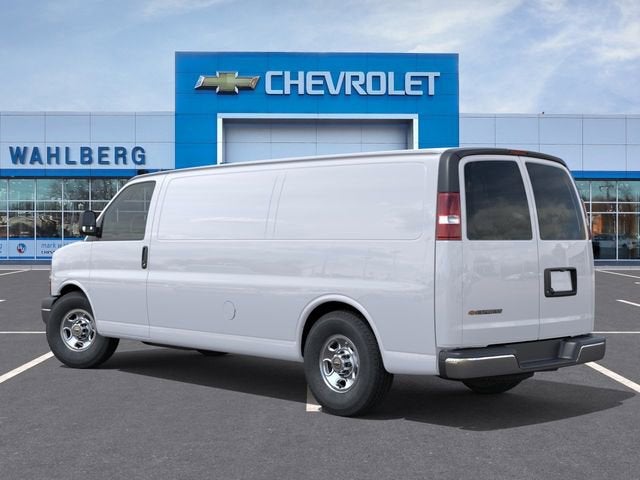 2025 Chevrolet Express Cargo WT