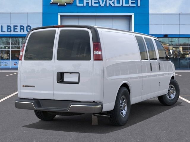 2025 Chevrolet Express Cargo WT