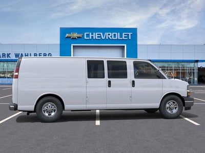 2025 Chevrolet Express Cargo WT