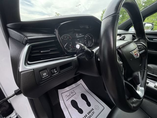 2024 Cadillac XT6 Luxury