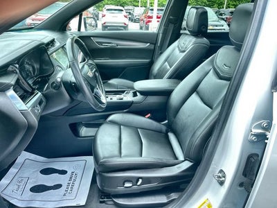 2024 Cadillac XT6 Luxury