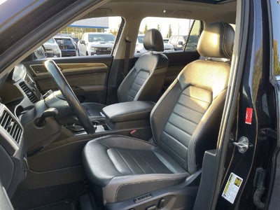2022 Volkswagen Atlas 3.6L V6 SEL Premium R-Line