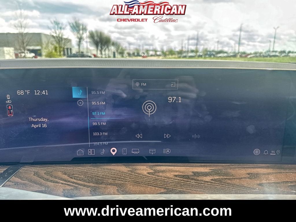 2025 Cadillac Escalade Sport Platinum