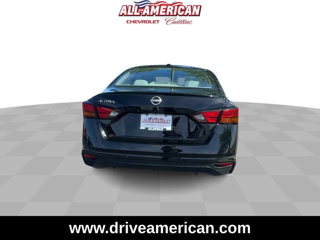 2025 Nissan Altima SV