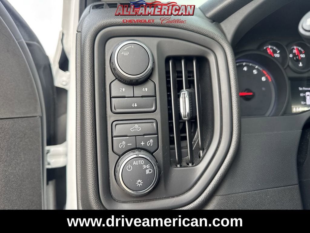 2024 Chevrolet Silverado 2500 HD Custom