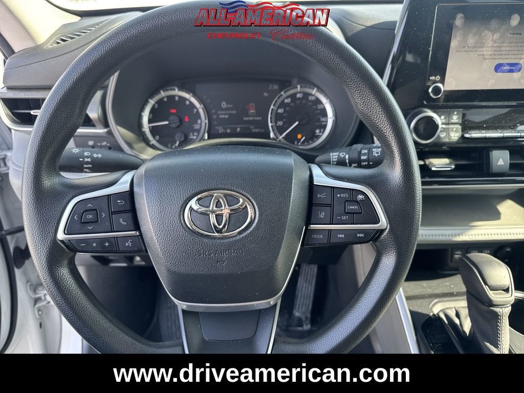 2023 Toyota Highlander L