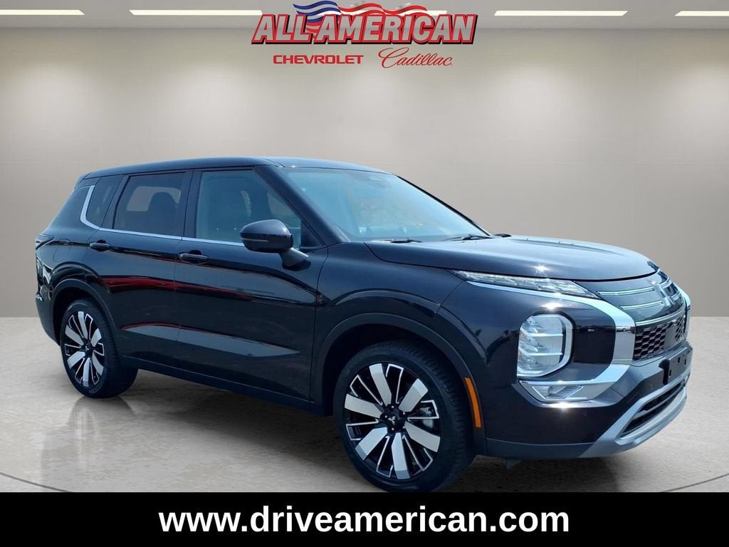 2025 Mitsubishi Outlander SE