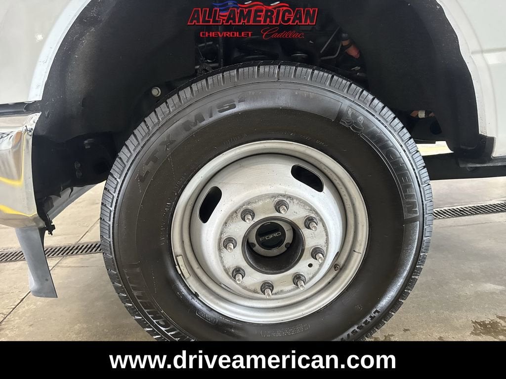 2025 Ford Super Duty F-350 DRW XL