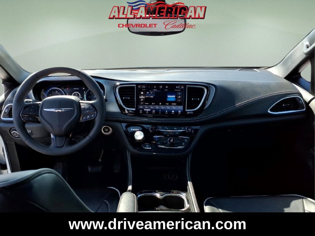 2025 Chrysler Pacifica Limited