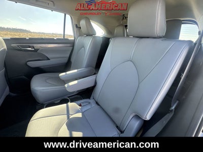 2022 Toyota Highlander Hybrid Limited