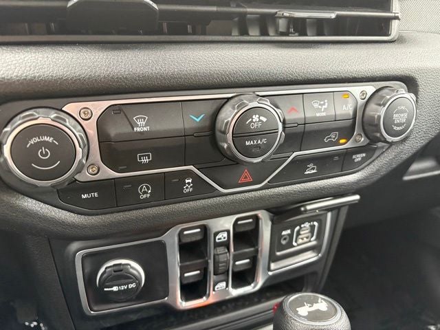 2025 Jeep Wrangler 4-Door Summit 4x4