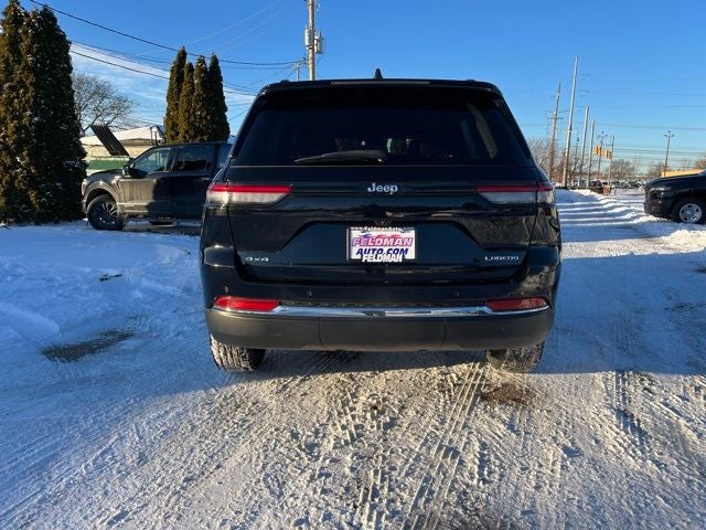 2023 Jeep Grand Cherokee Laredo 4x4