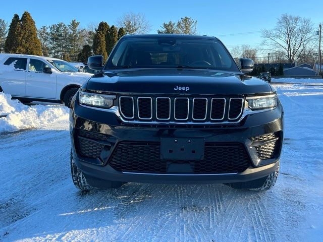 2023 Jeep Grand Cherokee Laredo 4x4