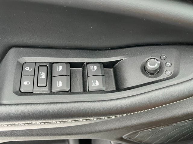 2023 Jeep Grand Cherokee L Laredo 4x4