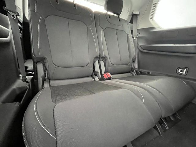 2023 Jeep Grand Cherokee L Laredo 4x4