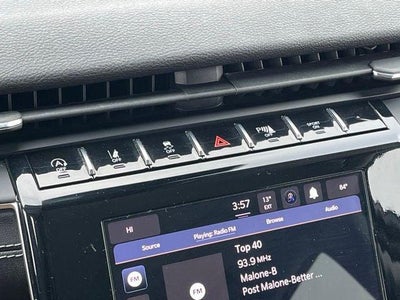 2023 Jeep Grand Cherokee L Laredo 4x4