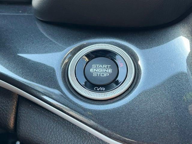 2022 Jeep Grand Cherokee L Altitude 4x4
