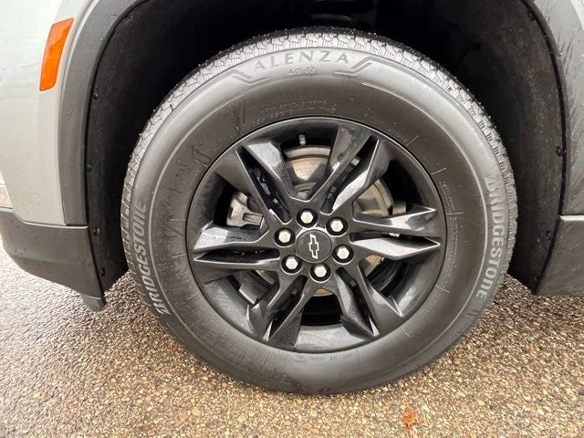 2024 Chevrolet Traverse Limited FWD LT Leather