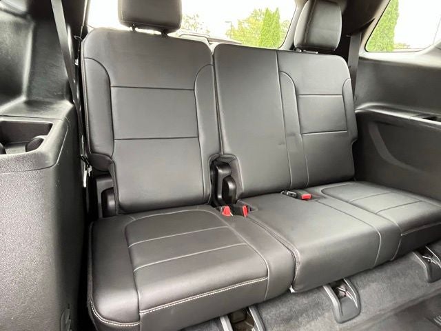 2022 Chevrolet Traverse AWD LT Leather