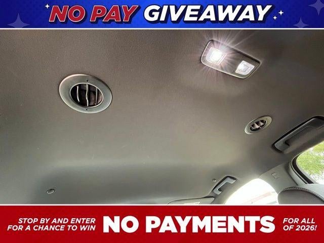 2022 Chevrolet Traverse AWD LT Leather