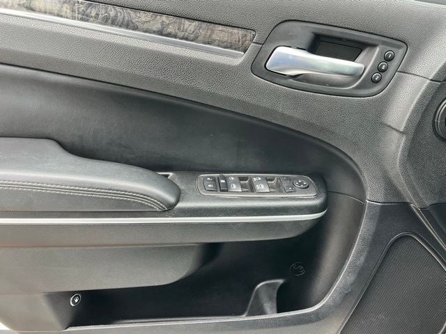 2023 Chrysler 300 Touring-L AWD