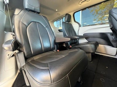 2019 Chrysler Pacifica Touring L Plus
