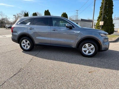 2023 Kia Sorento LX