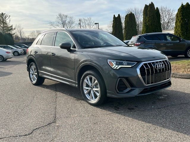 2023 Audi Q3 Premium 45 TFSI S line quattro Tiptronic