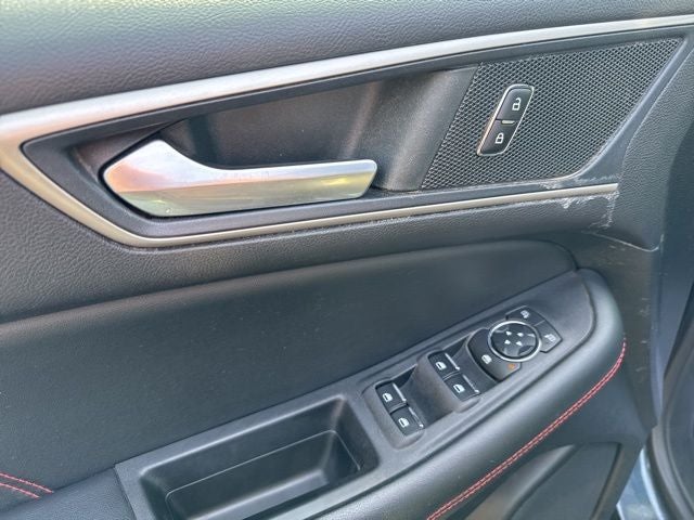 2022 Ford Edge ST Line