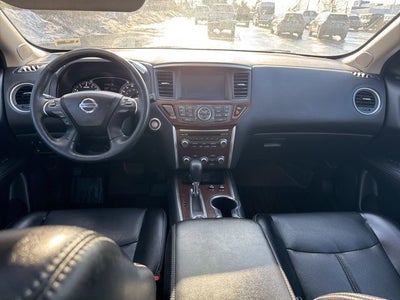 2019 Nissan Pathfinder Platinum