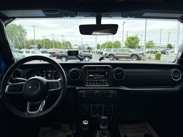2022 Jeep Gladiator Overland
