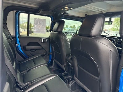 2022 Jeep Gladiator Overland