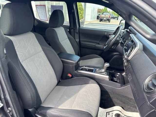2022 Toyota Tacoma TRD Sport V6