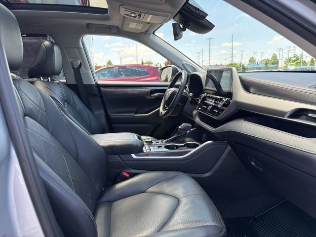 2021 Toyota Highlander Platinum