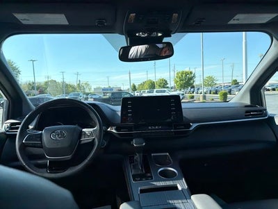 2023 Toyota Sienna XSE 7 Passenger