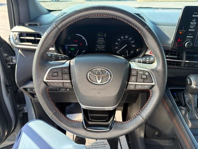 2023 Toyota Sienna XSE 7 Passenger