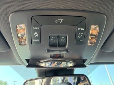 2023 Toyota Sienna XSE 7 Passenger