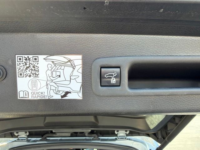2023 Toyota Sienna XSE 7 Passenger