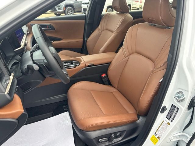 2025 Toyota Crown Signia Limited