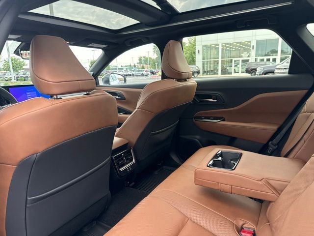 2025 Toyota Crown Signia Limited