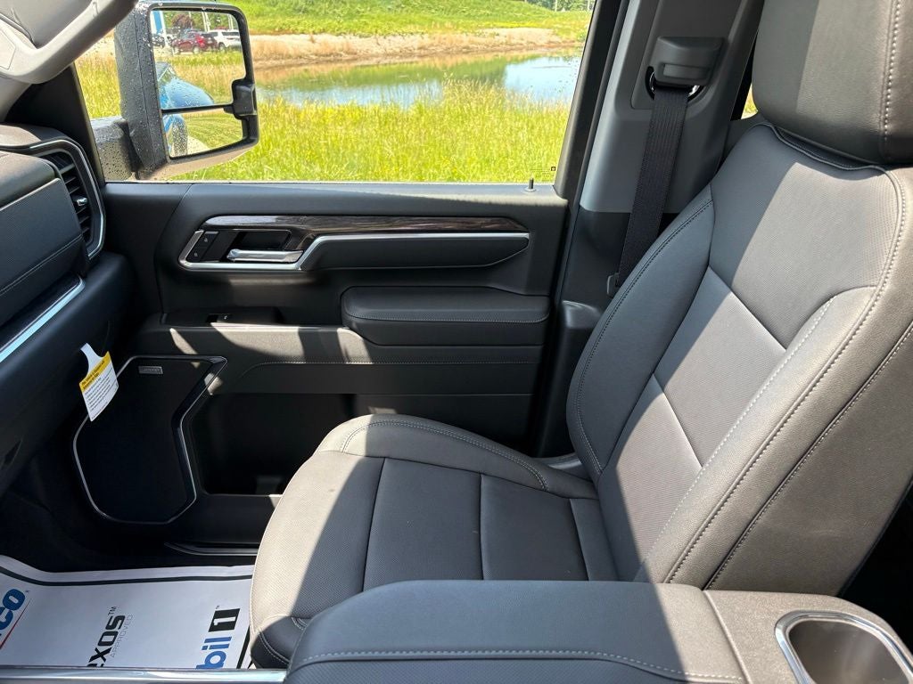 2026 Chevrolet Silverado 3500HD LTZ