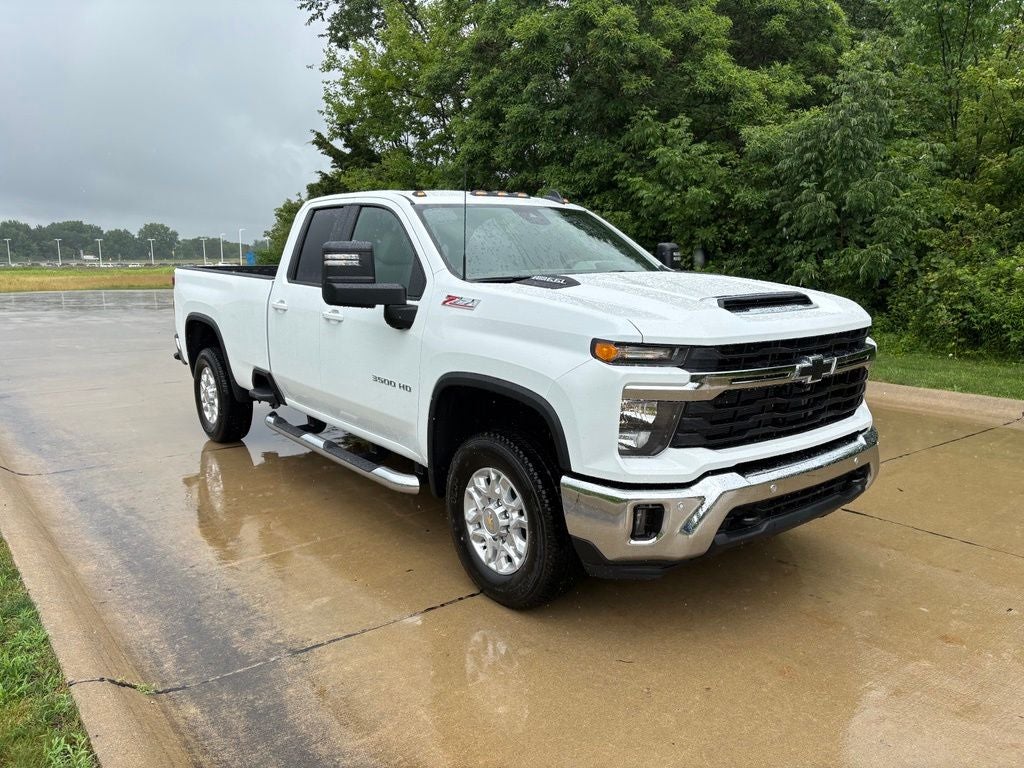 2026 Chevrolet Silverado 3500HD LT