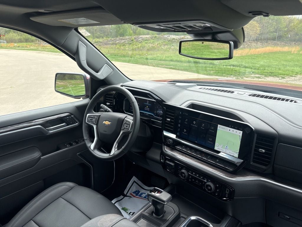 2025 Chevrolet Silverado 1500 LTZ