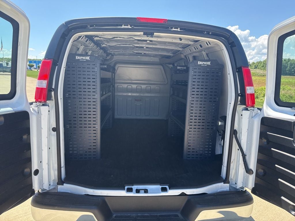 2025 Chevrolet Express 2500 Work Van Cargo